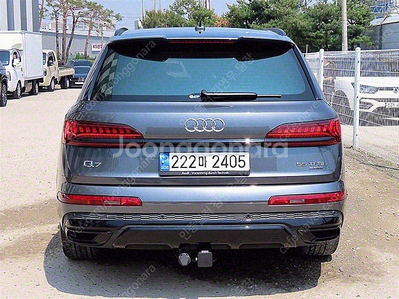 회색 아우디 Q7 중고 아우디 중고 55 TFSI 콰트...--9